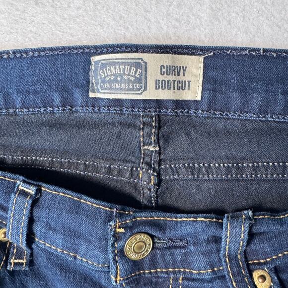 Levi’s Signature Curvy Bootcut Women’s Jeans 12S Dark Wash - Picture 3 of 5